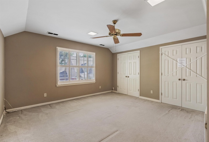 1591 CLANLO DR, Memphis, Tennessee 38104, 3 Bedrooms Bedrooms, 9 Rooms Rooms,2.1 BathroomsBathrooms,Residential,For Sale,CLANLO,10224469