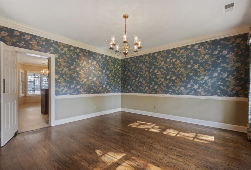 1591 CLANLO DR, Memphis, Tennessee 38104, 3 Bedrooms Bedrooms, 9 Rooms Rooms,2.1 BathroomsBathrooms,Residential,For Sale,CLANLO,10224469