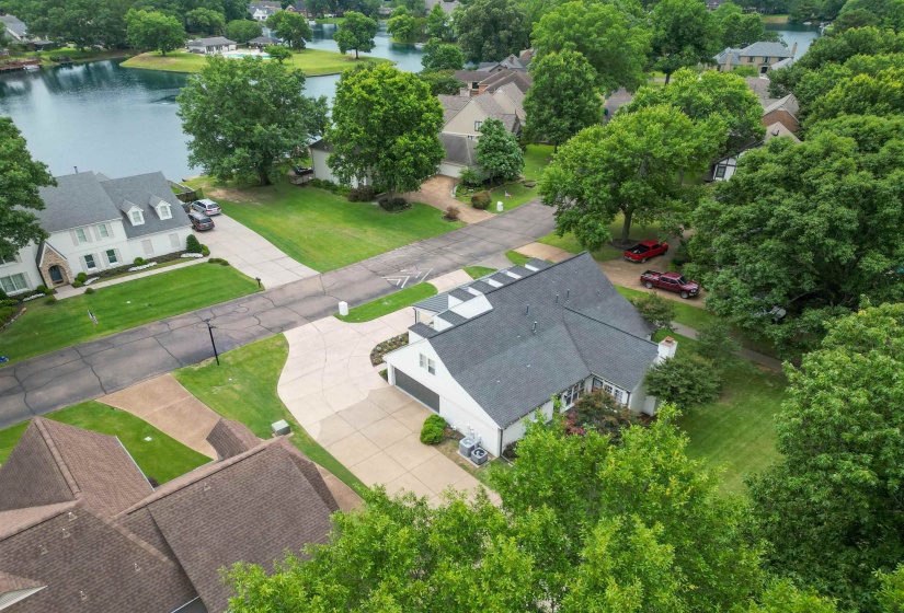 2125 GLENALDEN DR, Germantown, Tennessee 38139, 3 Bedrooms Bedrooms, 7 Rooms Rooms,3.1 BathroomsBathrooms,Residential,For Sale,GLENALDEN,10224472