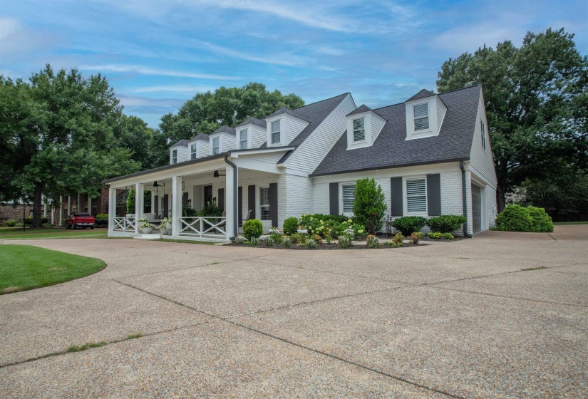 2125 GLENALDEN DR, Germantown, Tennessee 38139, 3 Bedrooms Bedrooms, 7 Rooms Rooms,3.1 BathroomsBathrooms,Residential,For Sale,GLENALDEN,10224472