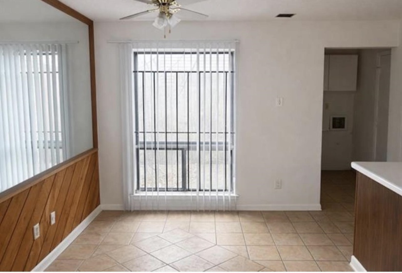 4701 QUEENS LACE CT, Memphis, Tennessee 38118, 2 Bedrooms Bedrooms, 5 Rooms Rooms,1.1 BathroomsBathrooms,Rental Properties,For Sale,QUEENS LACE,10224480