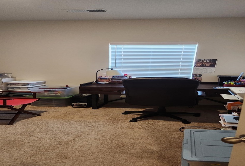340 DRIFTWOOD LOOP, Oakland, Tennessee 38060, 4 Bedrooms Bedrooms, 7 Rooms Rooms,2 BathroomsBathrooms,Rental Properties,For Sale,DRIFTWOOD,10224485