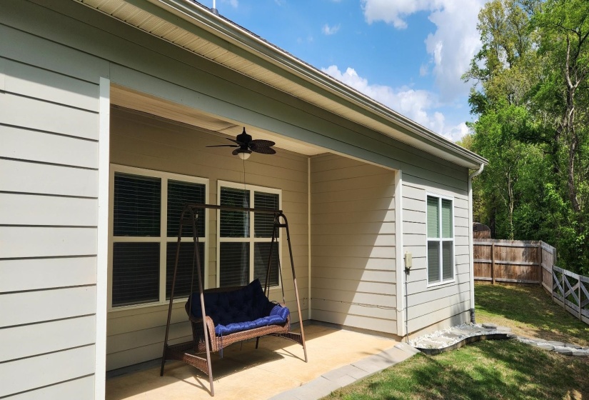 340 DRIFTWOOD LOOP, Oakland, Tennessee 38060, 4 Bedrooms Bedrooms, 7 Rooms Rooms,2 BathroomsBathrooms,Rental Properties,For Sale,DRIFTWOOD,10224485