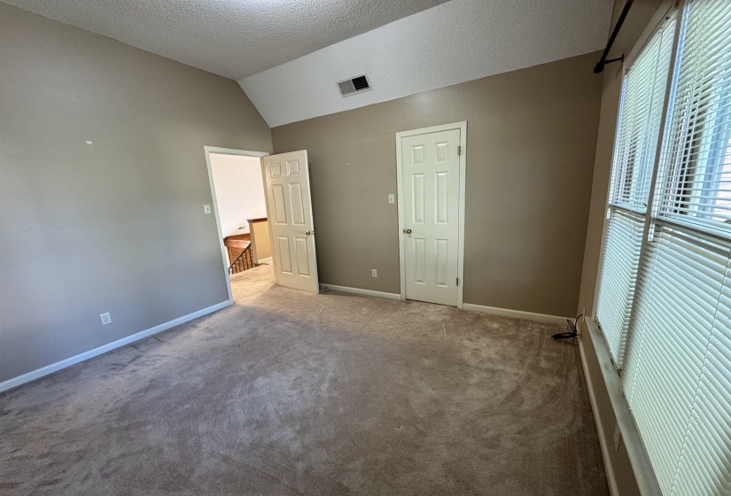 2025 MT BADON LN, Memphis, Tennessee 38016, 4 Bedrooms Bedrooms, 7 Rooms Rooms,2.1 BathroomsBathrooms,Rental Properties,For Sale,MT BADON,10224486
