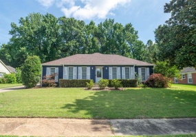 6102 SUGAR TREE DR, Bartlett, Tennessee 38134, 3 Bedrooms Bedrooms, 7 Rooms Rooms,3 BathroomsBathrooms,Residential,For Sale,SUGAR TREE,10224487