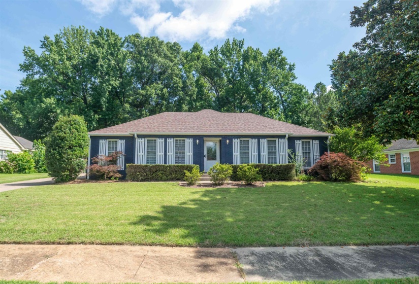 6102 SUGAR TREE DR, Bartlett, Tennessee 38134, 3 Bedrooms Bedrooms, 7 Rooms Rooms,3 BathroomsBathrooms,Residential,For Sale,SUGAR TREE,10224487