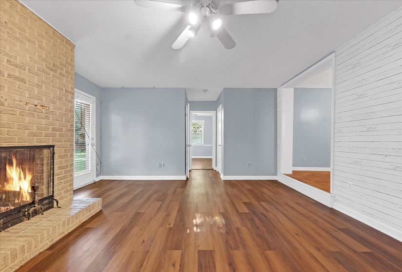 3996 CANTERBURY DR, Memphis, Tennessee 38122, 3 Bedrooms Bedrooms, 8 Rooms Rooms,2 BathroomsBathrooms,Residential,For Sale,CANTERBURY,10224491