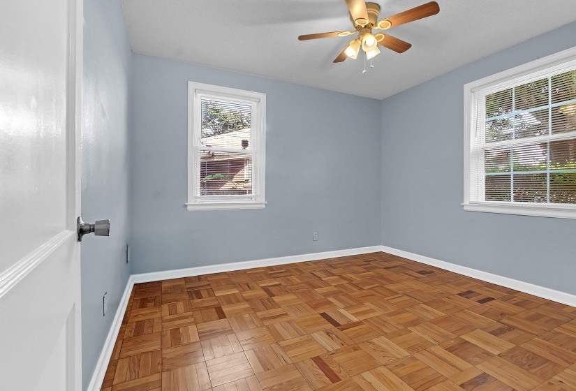 3996 CANTERBURY DR, Memphis, Tennessee 38122, 3 Bedrooms Bedrooms, 8 Rooms Rooms,2 BathroomsBathrooms,Residential,For Sale,CANTERBURY,10224491