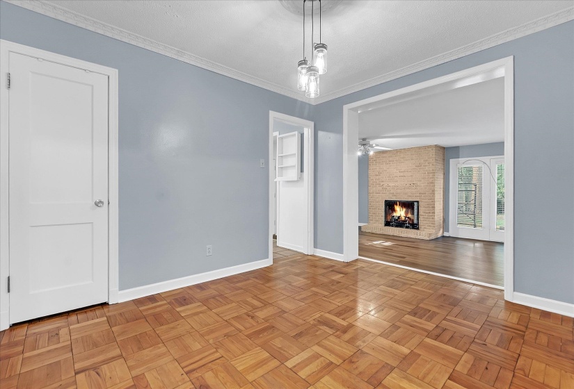 3996 CANTERBURY DR, Memphis, Tennessee 38122, 3 Bedrooms Bedrooms, 8 Rooms Rooms,2 BathroomsBathrooms,Residential,For Sale,CANTERBURY,10224491