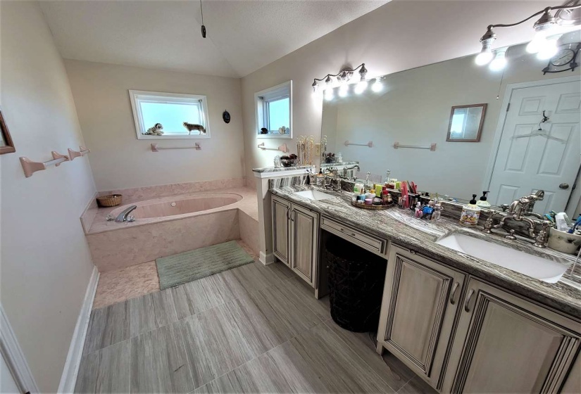 481 AUTUMN TRAIL CV, Collierville, Tennessee 38017, 4 Bedrooms Bedrooms, 7 Rooms Rooms,2 BathroomsBathrooms,Rental Properties,For Sale,AUTUMN TRAIL,10224501