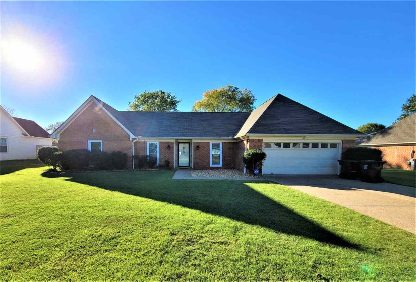 481 AUTUMN TRAIL CV, Collierville, Tennessee 38017, 4 Bedrooms Bedrooms, 7 Rooms Rooms,2 BathroomsBathrooms,Rental Properties,For Sale,AUTUMN TRAIL,10224501