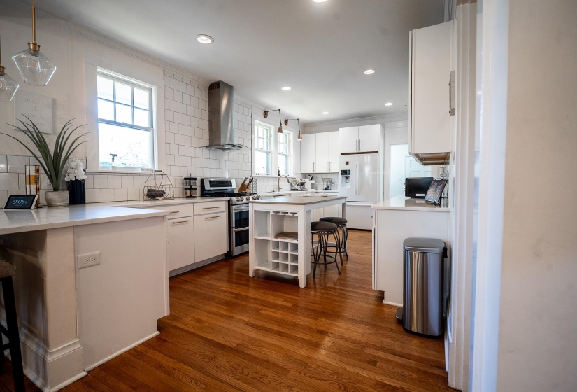 508 STONEWALL ST, Memphis, Tennessee 38112, 5 Bedroom Bedrooms, 10 Room Rooms,4 BathroomBathrooms,Residential,For Sale,STONEWALL,0,10219656