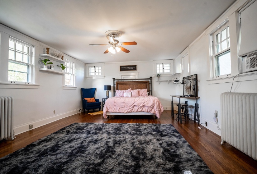 508 STONEWALL ST, Memphis, Tennessee 38112, 5 Bedroom Bedrooms, 10 Room Rooms,4 BathroomBathrooms,Residential,For Sale,STONEWALL,0,10219656