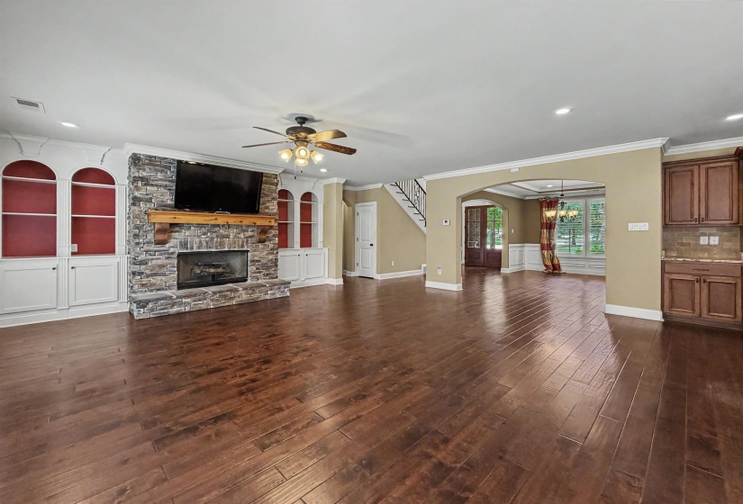 4631 PECAN HARVEST DR, Collierville, Tennessee 38017, 4 Bedrooms Bedrooms, 9 Rooms Rooms,3.1 BathroomsBathrooms,Residential,For Sale,PECAN HARVEST,10224502