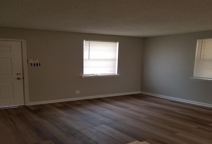 513 TONTO DR, Memphis, Tennessee 38109, 3 Bedrooms Bedrooms, 6 Rooms Rooms,1 BathroomBathrooms,Residential,For Sale,TONTO,10224505