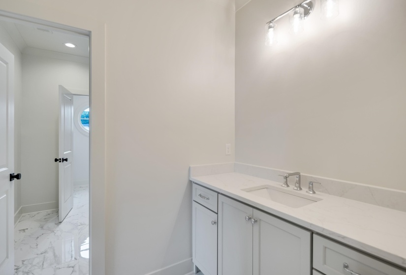 9121 CHEATHAM LN, Germantown, Tennessee 38138, 5 Bedrooms Bedrooms, 11 Rooms Rooms,4.1 BathroomsBathrooms,Residential,For Sale,CHEATHAM,10224508