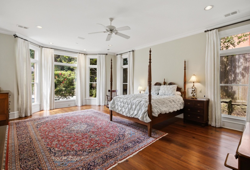 3595 GALLOWAY DR, Memphis, Tennessee 38111, 4 Bedrooms Bedrooms, 10 Rooms Rooms,5 BathroomsBathrooms,Residential,For Sale,GALLOWAY,10224511