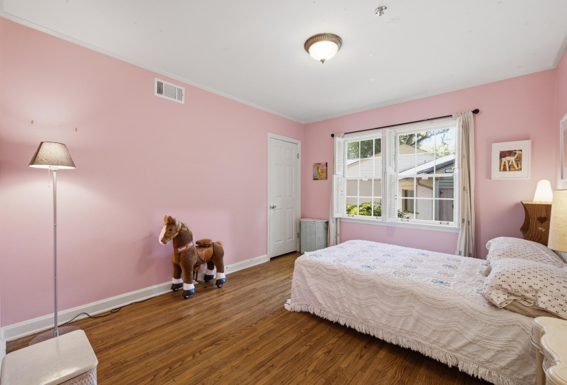 53 WALNUT GROVE CIR, Memphis, Tennessee 38117, 3 Bedrooms Bedrooms, 7 Rooms Rooms,2 BathroomsBathrooms,Residential,For Sale,WALNUT GROVE,10224525