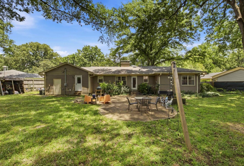 53 WALNUT GROVE CIR, Memphis, Tennessee 38117, 3 Bedrooms Bedrooms, 7 Rooms Rooms,2 BathroomsBathrooms,Residential,For Sale,WALNUT GROVE,10224525