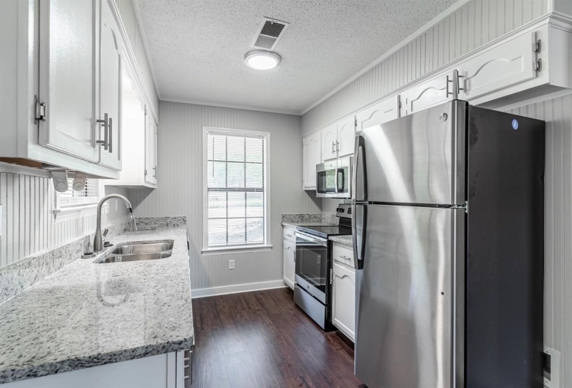 512 VERLINGTON CV, Collierville, Tennessee 38017, 4 Bedrooms Bedrooms, 6 Rooms Rooms,2 BathroomsBathrooms,Residential,For Sale,VERLINGTON,10224530