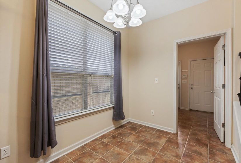 1425 ISLAND TOWN DR, Memphis, Tennessee 38103, 2 Bedrooms Bedrooms, 6 Rooms Rooms,2 BathroomsBathrooms,Rental Properties,For Sale,ISLAND TOWN,10224549