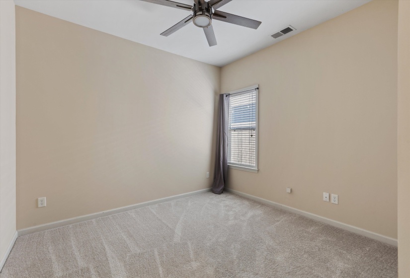 1425 ISLAND TOWN DR, Memphis, Tennessee 38103, 2 Bedrooms Bedrooms, 6 Rooms Rooms,2 BathroomsBathrooms,Rental Properties,For Sale,ISLAND TOWN,10224549