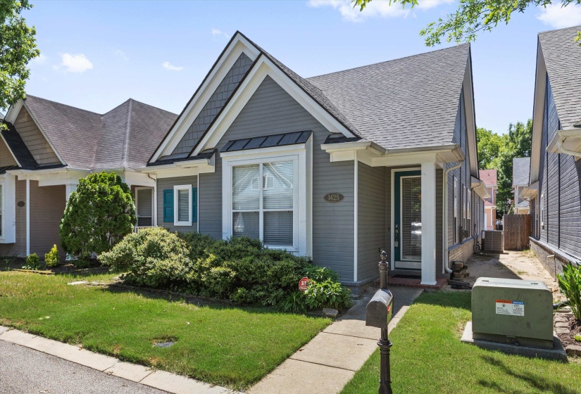 1425 ISLAND TOWN DR, Memphis, Tennessee 38103, 2 Bedrooms Bedrooms, 6 Rooms Rooms,2 BathroomsBathrooms,Rental Properties,For Sale,ISLAND TOWN,10224549