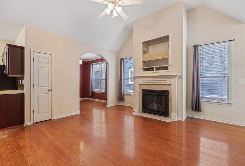 1425 ISLAND TOWN DR, Memphis, Tennessee 38103, 2 Bedrooms Bedrooms, 6 Rooms Rooms,2 BathroomsBathrooms,Rental Properties,For Sale,ISLAND TOWN,10224549