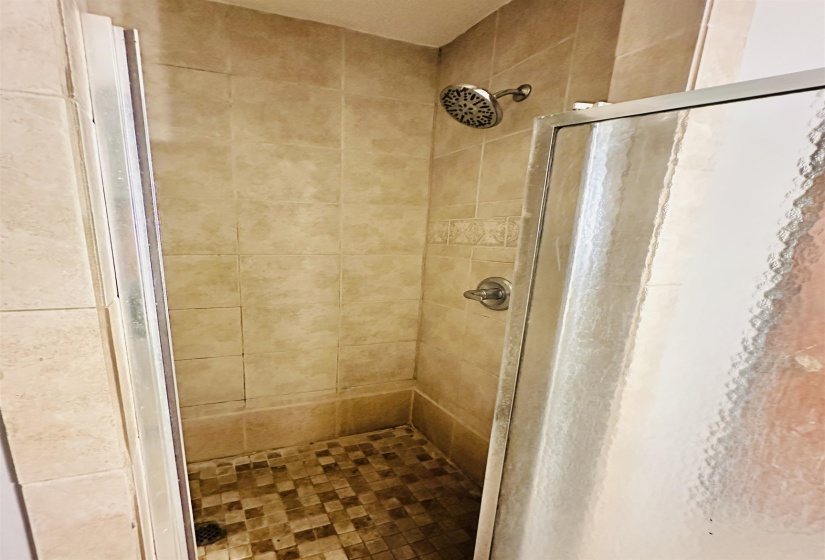 111 GREER ST, Memphis, Tennessee 38111, 3 Bedroom Bedrooms, 8 Room Rooms,2 BathroomBathrooms,Residential,For Sale,GREER,0,10221335