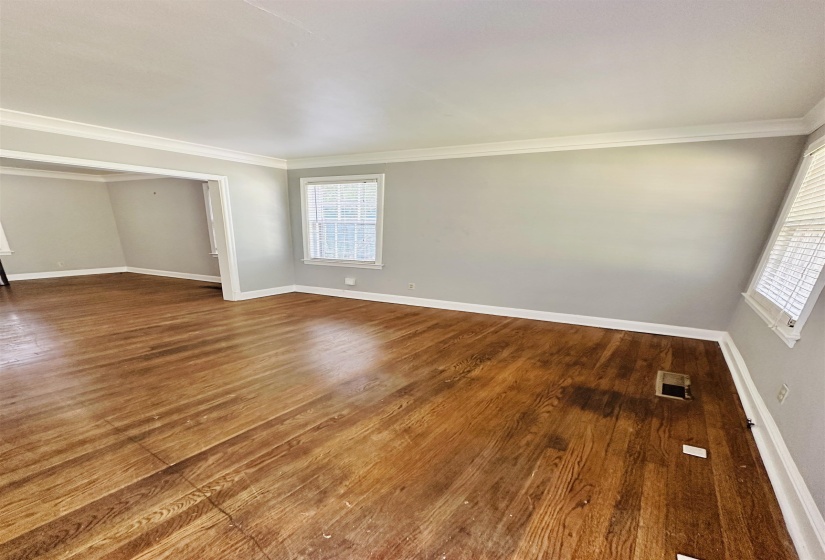 111 GREER ST, Memphis, Tennessee 38111, 3 Bedroom Bedrooms, 8 Room Rooms,2 BathroomBathrooms,Residential,For Sale,GREER,0,10221335