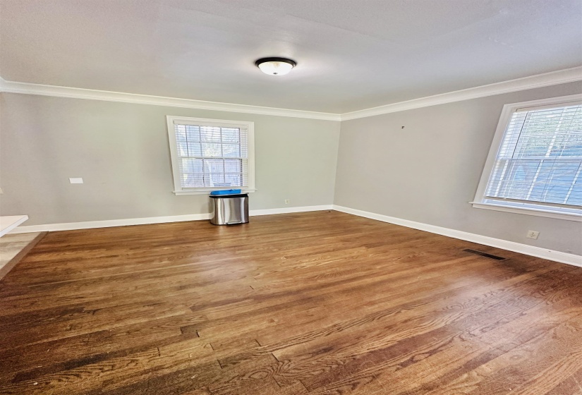 111 GREER ST, Memphis, Tennessee 38111, 3 Bedroom Bedrooms, 8 Room Rooms,2 BathroomBathrooms,Residential,For Sale,GREER,0,10221335