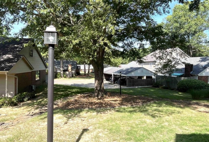 6960 COUNTRY RD, Germantown, Tennessee 38138, 3 Bedrooms Bedrooms, 8 Rooms Rooms,2.1 BathroomsBathrooms,Residential,For Sale,COUNTRY,10224537