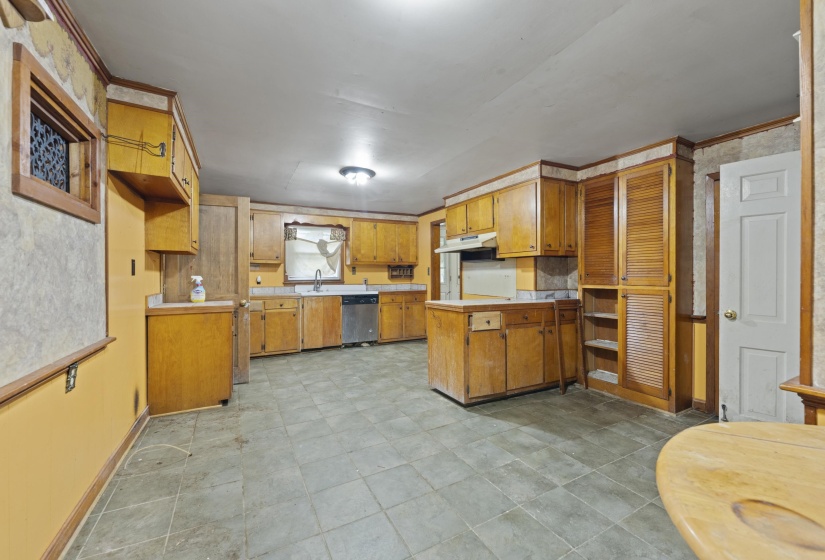 407 MAIN ST, Whiteville, Tennessee 38075-4903, 3 Bedrooms Bedrooms, 7 Rooms Rooms,2 BathroomsBathrooms,Residential,For Sale,MAIN,10224539