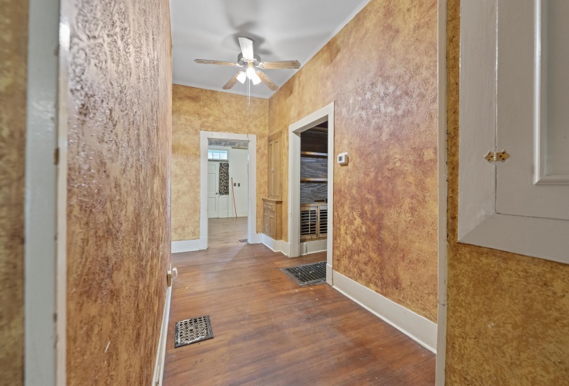 407 MAIN ST, Whiteville, Tennessee 38075-4903, 3 Bedrooms Bedrooms, 7 Rooms Rooms,2 BathroomsBathrooms,Residential,For Sale,MAIN,10224539
