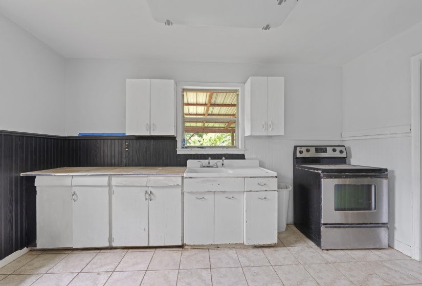 407 MAIN ST, Whiteville, Tennessee 38075-4903, 3 Bedrooms Bedrooms, 7 Rooms Rooms,2 BathroomsBathrooms,Residential,For Sale,MAIN,10224539