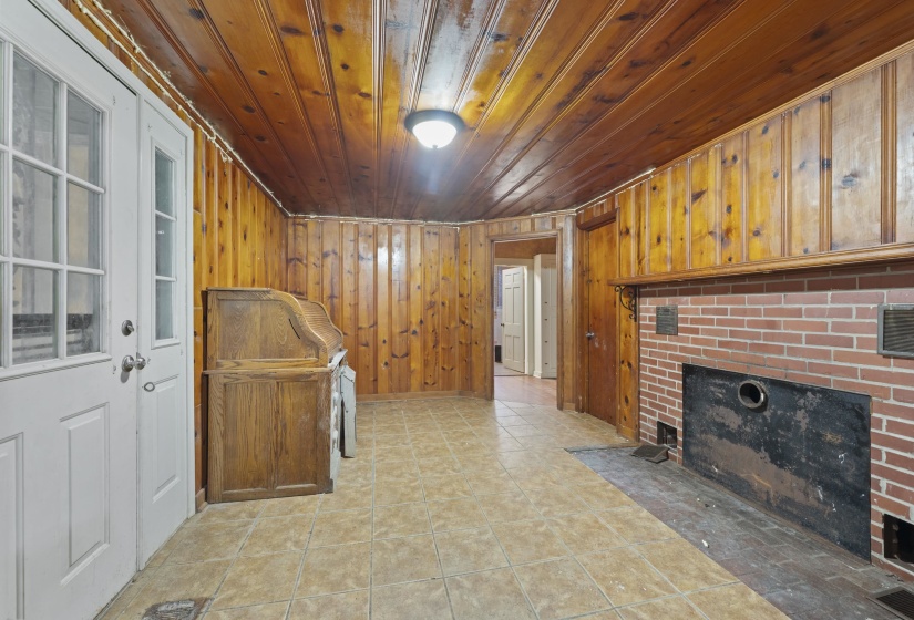 407 MAIN ST, Whiteville, Tennessee 38075-4903, 3 Bedrooms Bedrooms, 7 Rooms Rooms,2 BathroomsBathrooms,Residential,For Sale,MAIN,10224539
