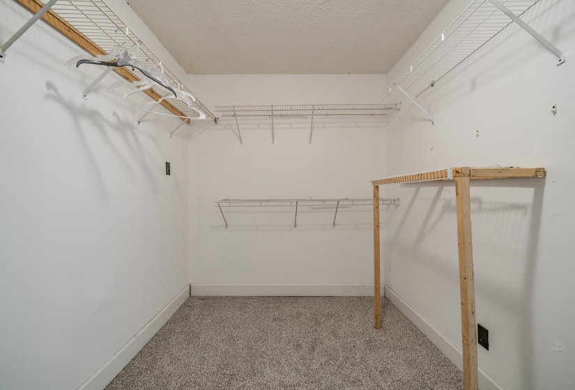 417 TENNESSEE ST, Savannah, Tennessee 38372, 4 Bedrooms Bedrooms, 9 Rooms Rooms,2 BathroomsBathrooms,Residential,For Sale,TENNESSEE,10224545