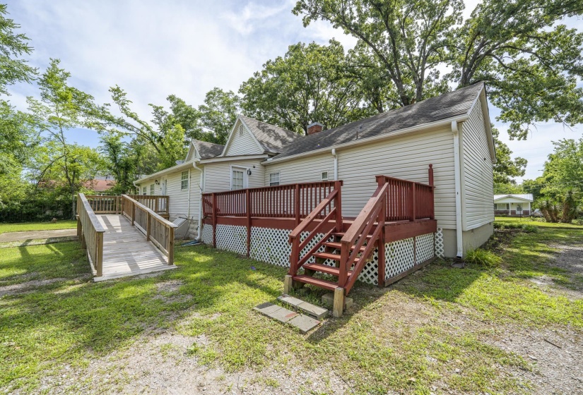 417 TENNESSEE ST, Savannah, Tennessee 38372, 4 Bedrooms Bedrooms, 9 Rooms Rooms,2 BathroomsBathrooms,Residential,For Sale,TENNESSEE,10224545