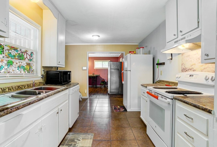 1744 GOODHAVEN DR, Memphis, Tennessee 38116, 3 Bedrooms Bedrooms, 8 Rooms Rooms,2 BathroomsBathrooms,Residential,For Sale,GOODHAVEN,10224558