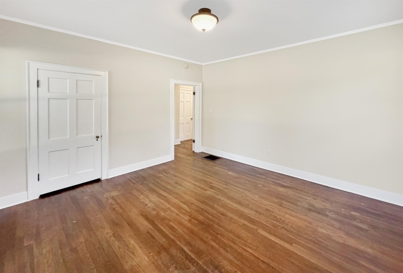 726 TREZEVANT ST, Memphis, Tennessee 38112, 3 Bedroom Bedrooms, 6 Room Rooms,2 BathroomBathrooms,Residential,For Sale,TREZEVANT,0,10222952