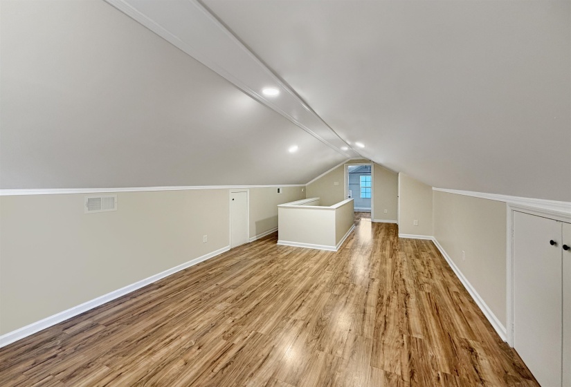 726 TREZEVANT ST, Memphis, Tennessee 38112, 3 Bedroom Bedrooms, 6 Room Rooms,2 BathroomBathrooms,Residential,For Sale,TREZEVANT,0,10222952