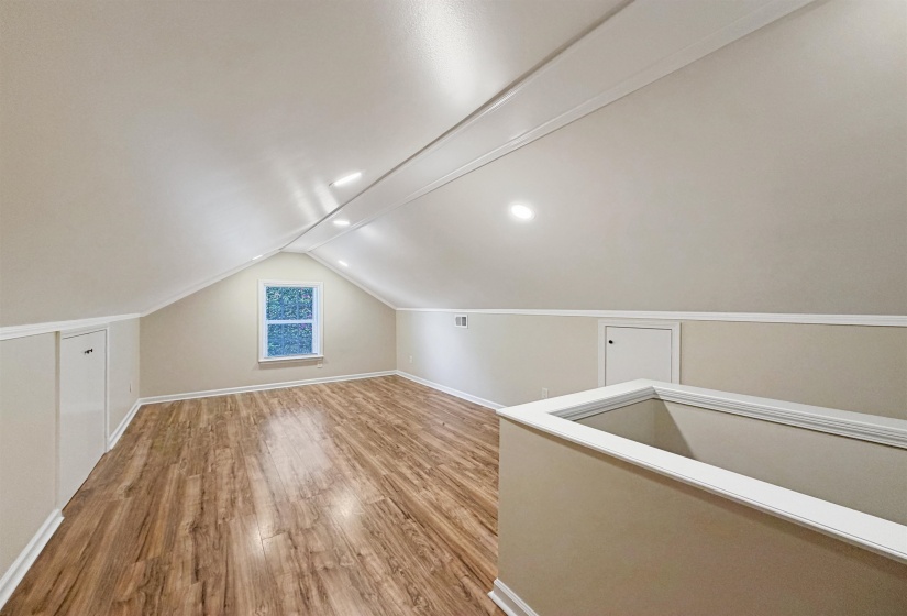 726 TREZEVANT ST, Memphis, Tennessee 38112, 3 Bedroom Bedrooms, 6 Room Rooms,2 BathroomBathrooms,Residential,For Sale,TREZEVANT,0,10222952