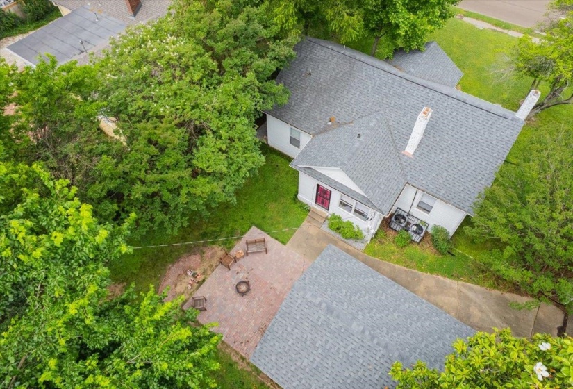 726 TREZEVANT ST, Memphis, Tennessee 38112, 3 Bedroom Bedrooms, 6 Room Rooms,2 BathroomBathrooms,Residential,For Sale,TREZEVANT,0,10222952