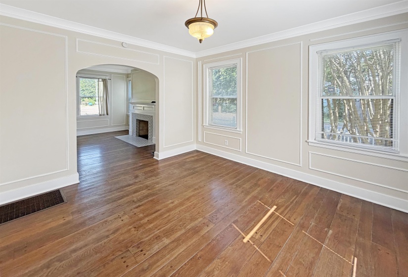 726 TREZEVANT ST, Memphis, Tennessee 38112, 3 Bedroom Bedrooms, 6 Room Rooms,2 BathroomBathrooms,Residential,For Sale,TREZEVANT,0,10222952