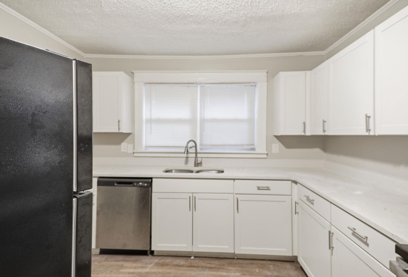 570 MARIANNA ST, Memphis, Tennessee 38111, 4 Bedrooms Bedrooms, 8 Rooms Rooms,2 BathroomsBathrooms,Residential,For Sale,MARIANNA,10224543
