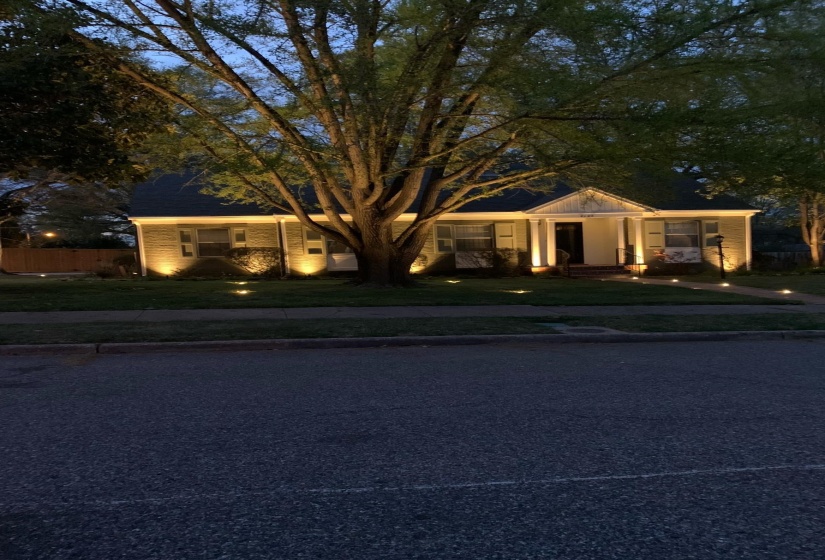 4124 HEDGE HILLS AVE, Memphis, Tennessee 38117, 3 Bedrooms Bedrooms, 7 Rooms Rooms,3 BathroomsBathrooms,Residential,For Sale,HEDGE HILLS,10224562