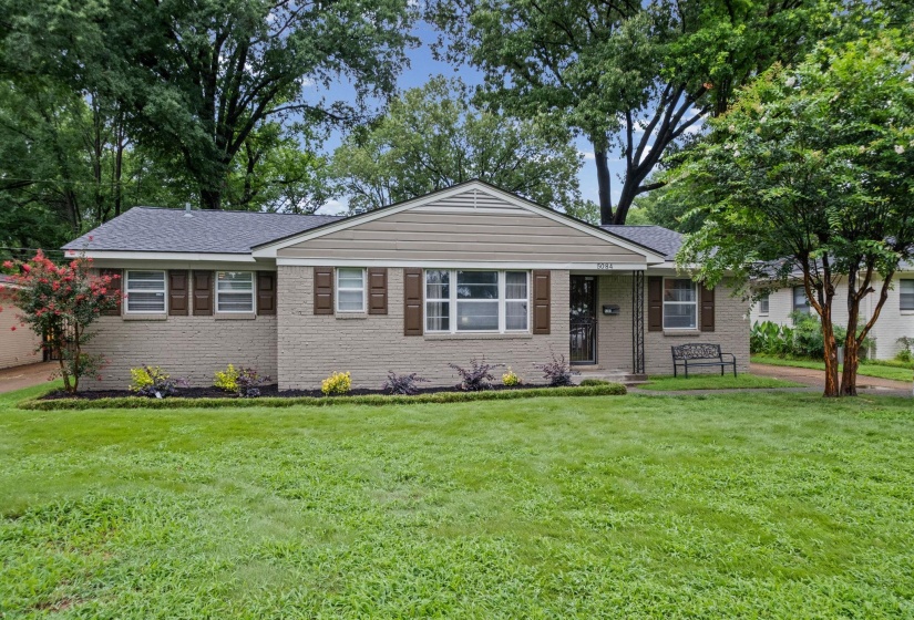5084 WOODLARK AVE, Memphis, Tennessee 38117, 3 Bedrooms Bedrooms, 7 Rooms Rooms,2 BathroomsBathrooms,Residential,For Sale,WOODLARK,10224565
