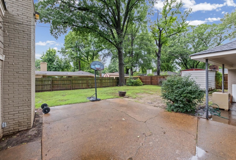5084 WOODLARK AVE, Memphis, Tennessee 38117, 3 Bedrooms Bedrooms, 7 Rooms Rooms,2 BathroomsBathrooms,Residential,For Sale,WOODLARK,10224565