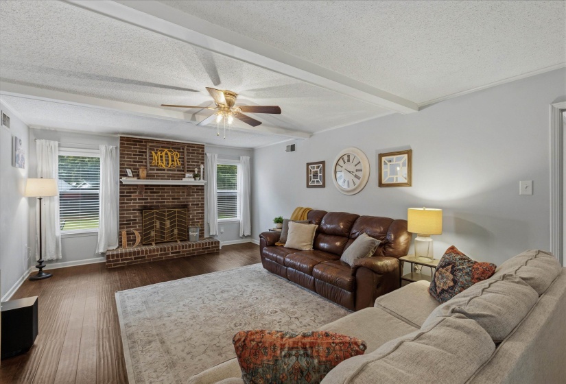 6508 AMES CV, Bartlett, Tennessee 38134, 3 Bedrooms Bedrooms, 6 Rooms Rooms,2 BathroomsBathrooms,Residential,For Sale,AMES,10224568