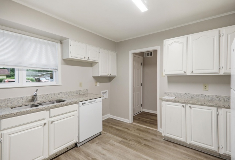 3115 CURTIS ST, Memphis, Tennessee 38118, 3 Bedrooms Bedrooms, 5 Rooms Rooms,1.1 BathroomsBathrooms,Residential,For Sale,CURTIS,10224569
